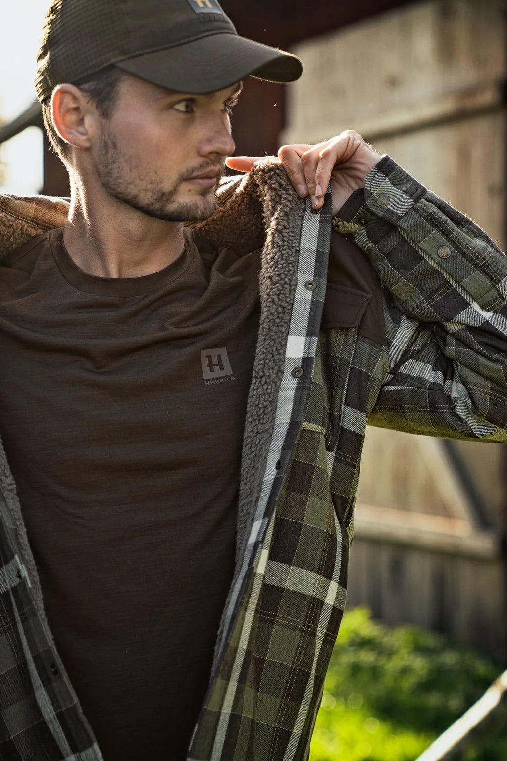 Härkila Base All Season S/S t-shirt - Shadow brown