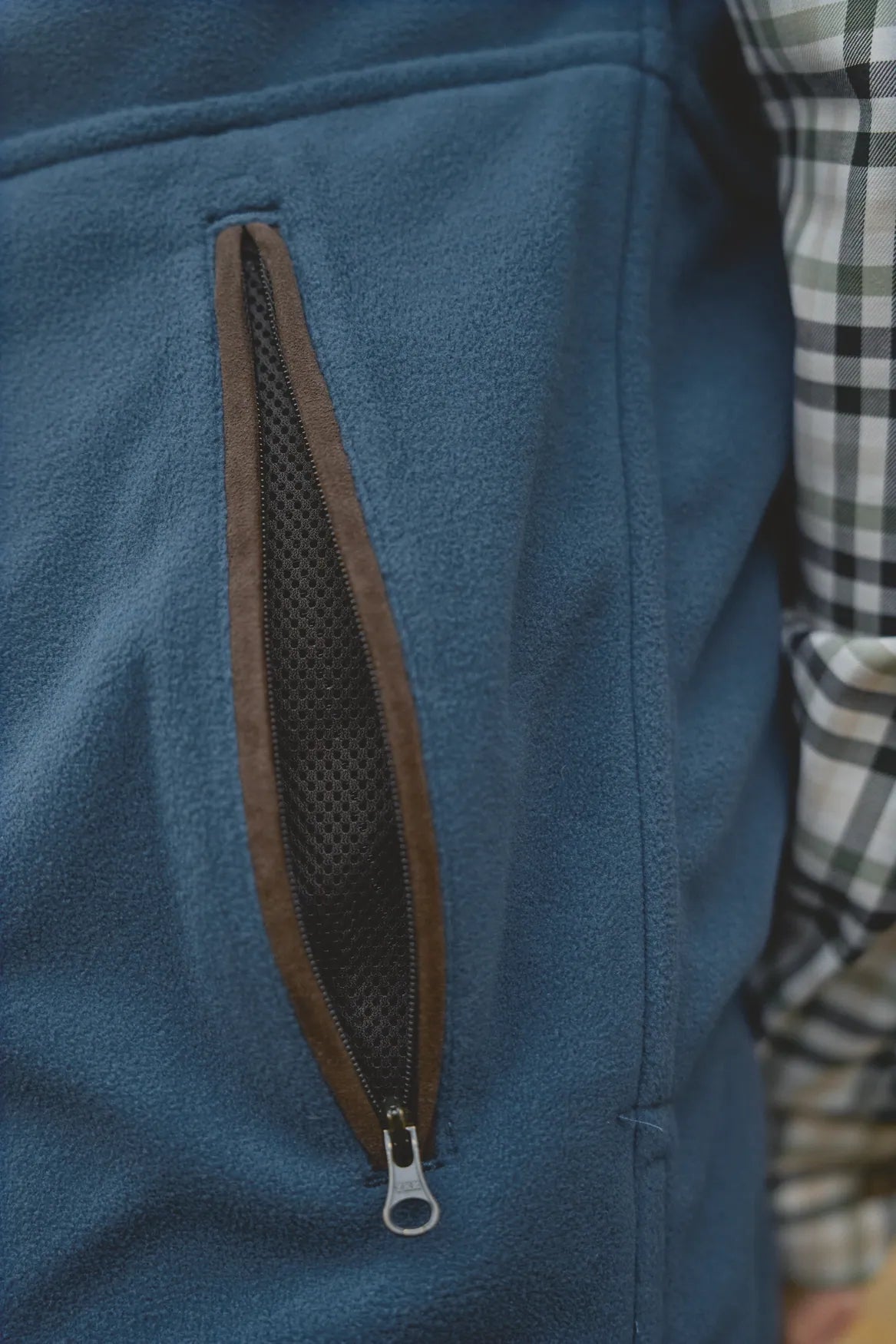 Kamko Estate WSP reversible waistcoat - Dark olive/Sea blue