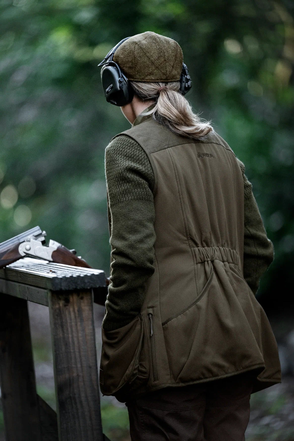 Skye shooting waistcoat W - Willow green/Shadow brown