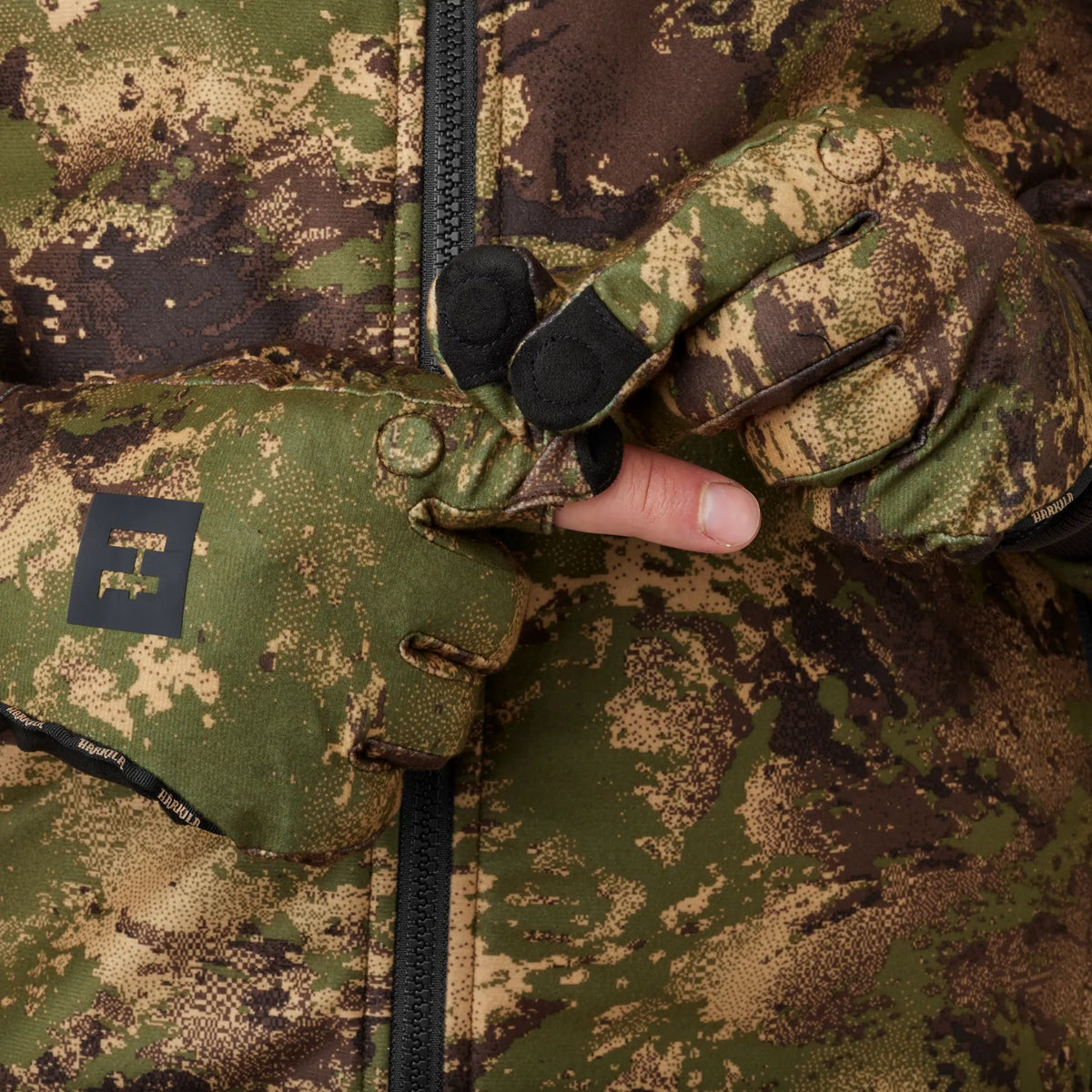 Deer Stalker camo HWS gloves - AXIS MSP®Forest